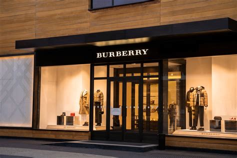 outlook burberry